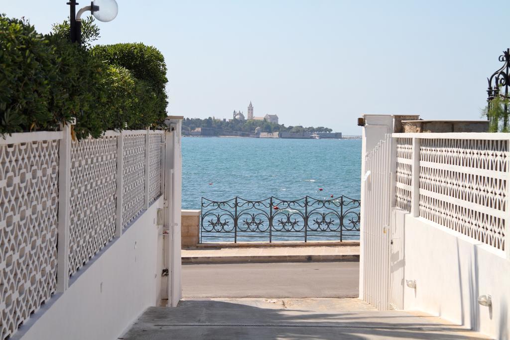 La Bella Trani - Suites And B&B Екстериор снимка