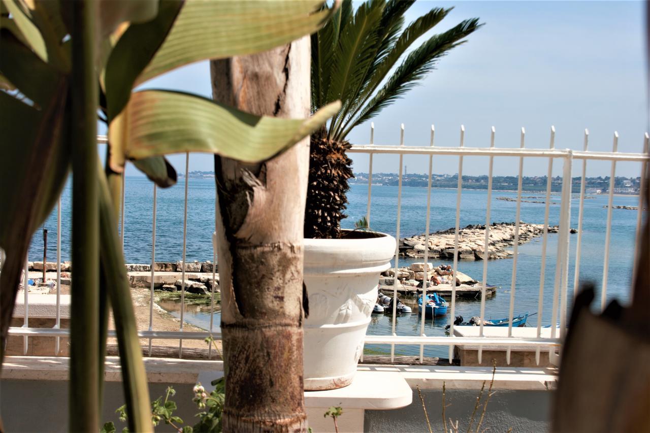 La Bella Trani - Suites And B&B Екстериор снимка
